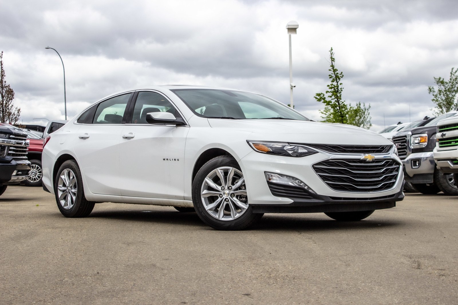 New 2019 Chevrolet Malibu LT FWD Sedan