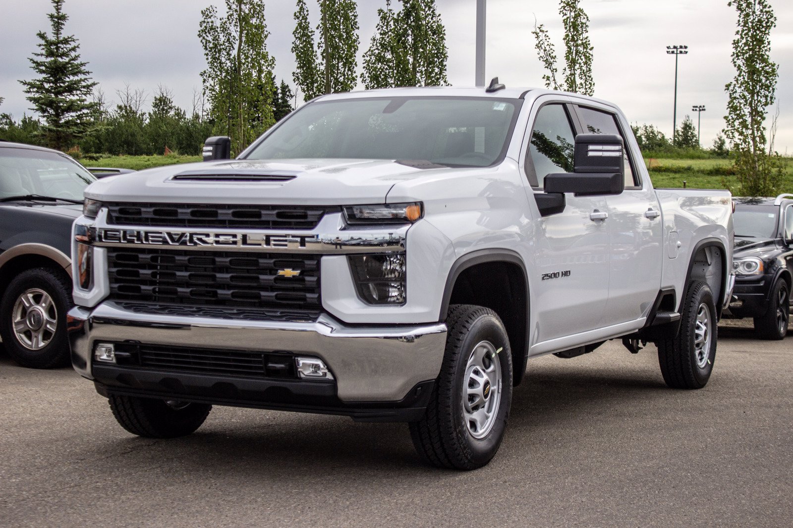 new-2020-chevrolet-silverado-2500hd-lt-4wd-crew-cab-pickup