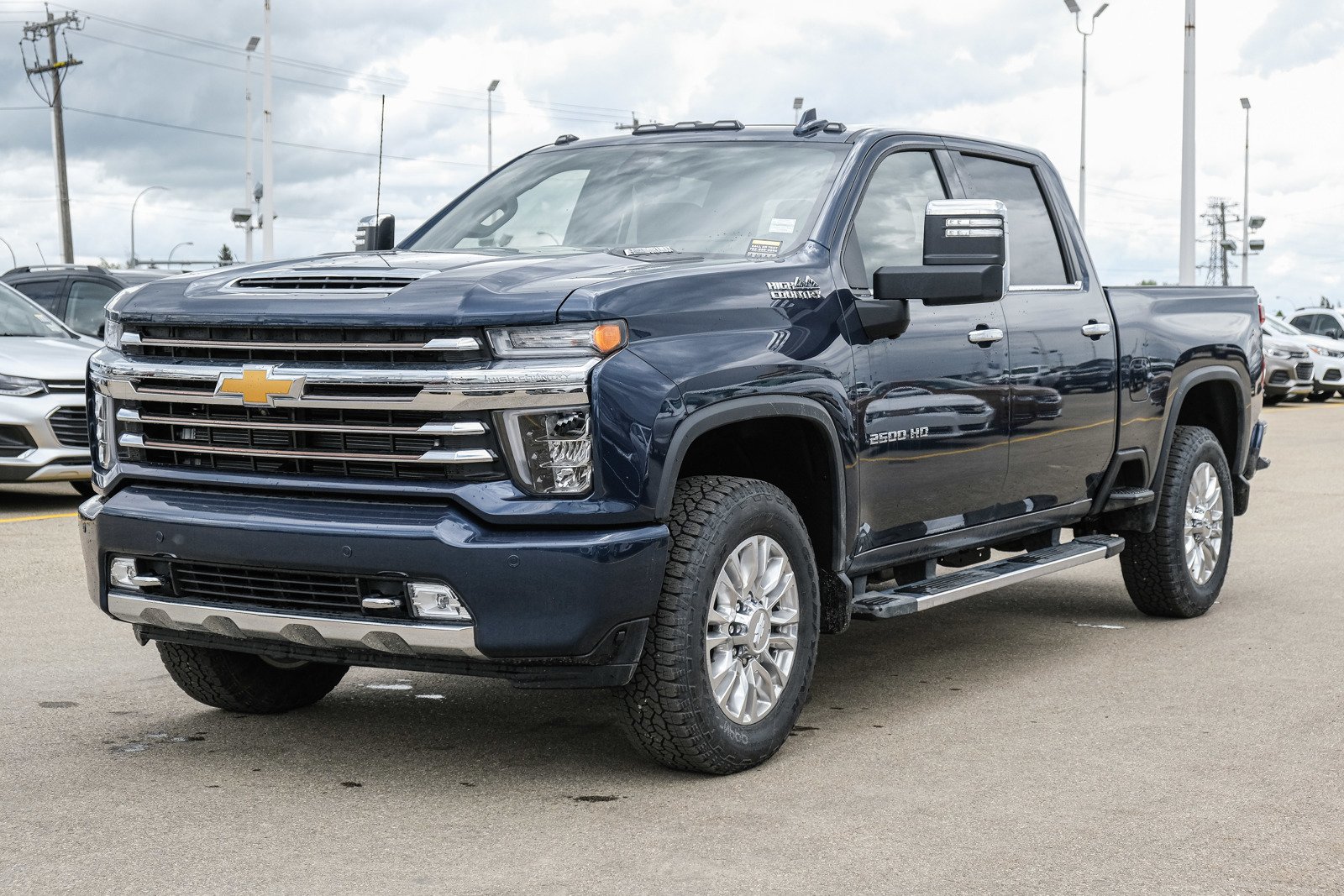 New 2020 Chevrolet Silverado 2500HD High Country 4WD Crew Cab Pickup