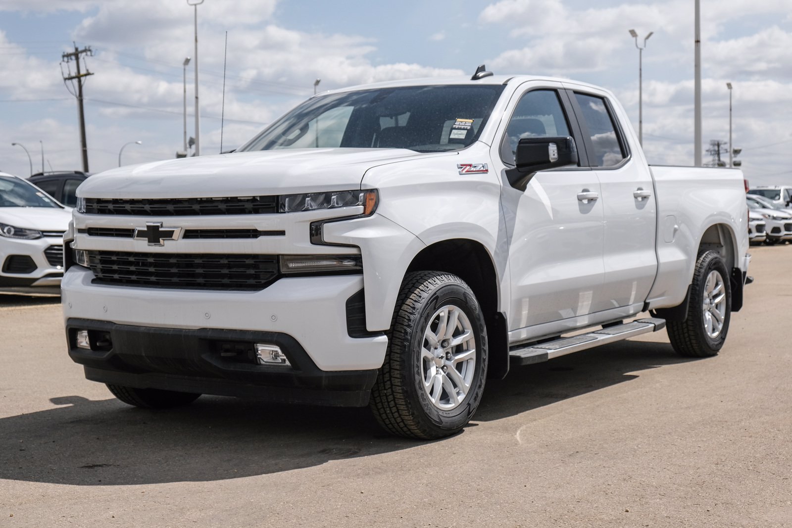 New 2019 Chevrolet Silverado 1500 RST 4WD Extended Cab Pickup