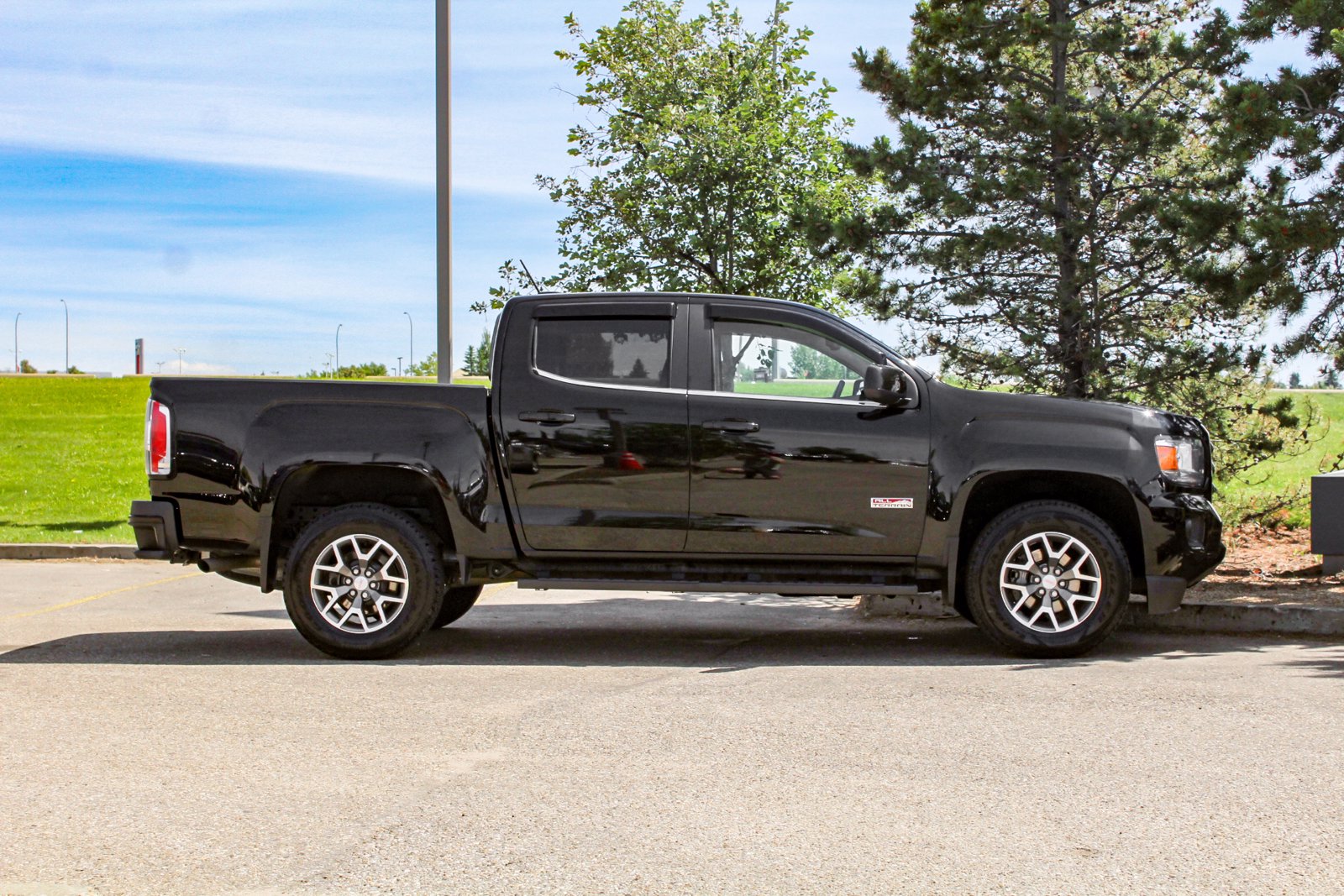 Certified Pre Owned 2019 Gmc Canyon Slt All Terrain 4wd Crew Cab Pickup