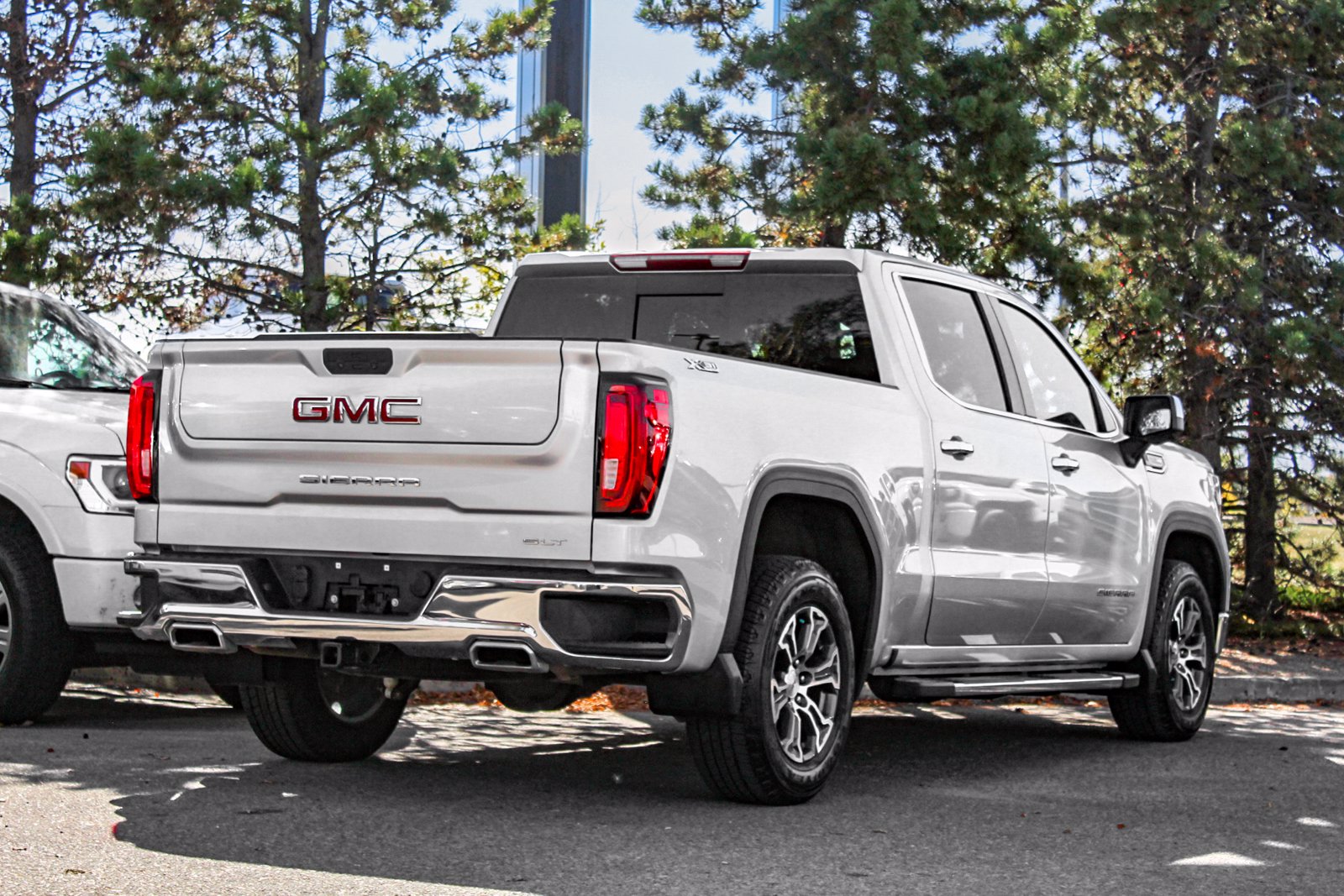 certified-pre-owned-2019-gmc-sierra-1500-slt-convenience-x31-4wd-crew